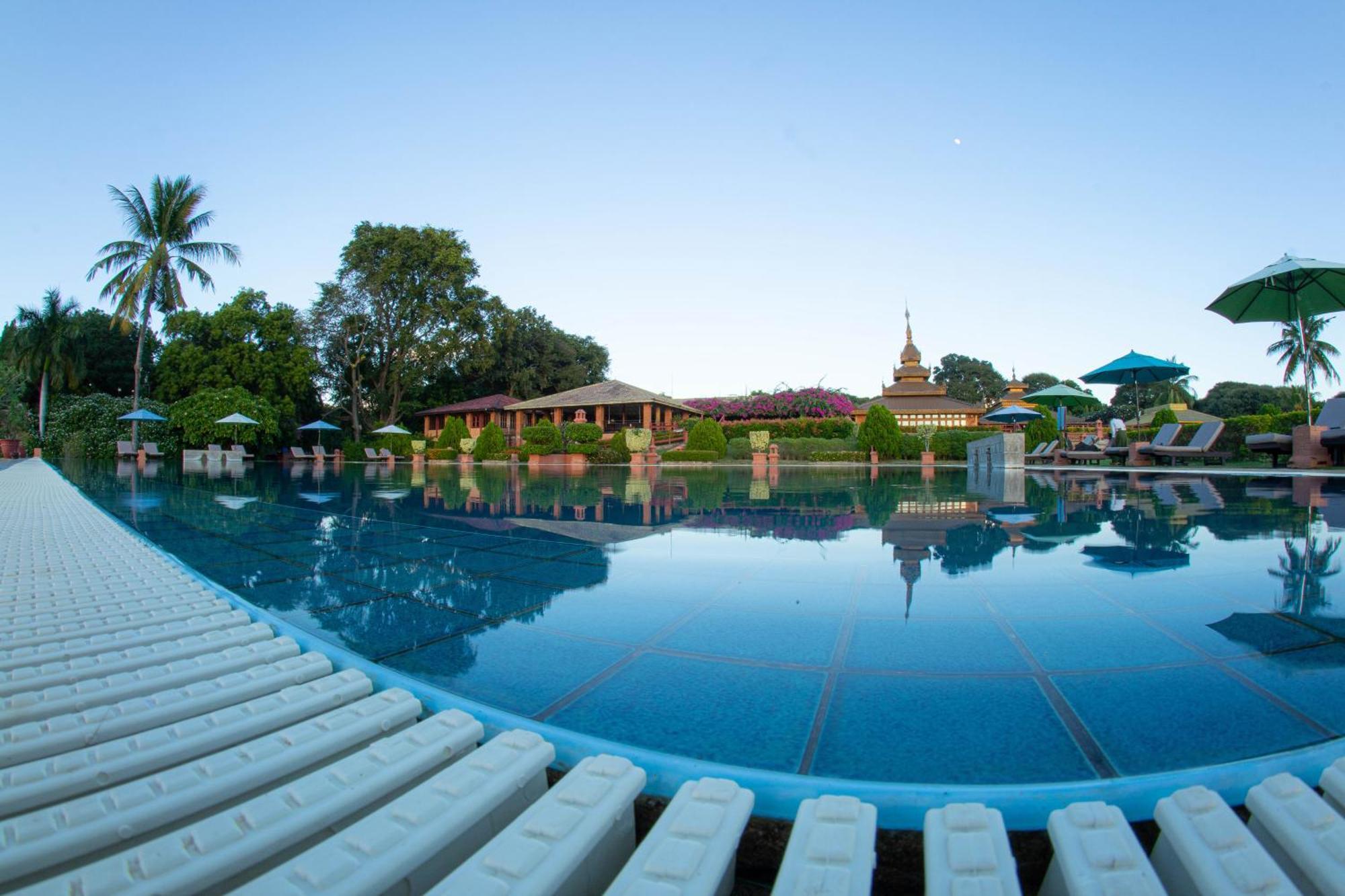 Bagan Thiripyitsaya Sanctuary Resort Exteriör bild