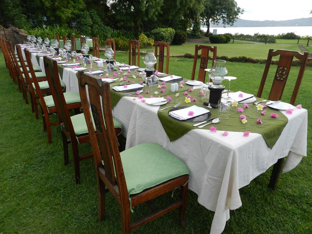Bagan Thiripyitsaya Sanctuary Resort Exteriör bild