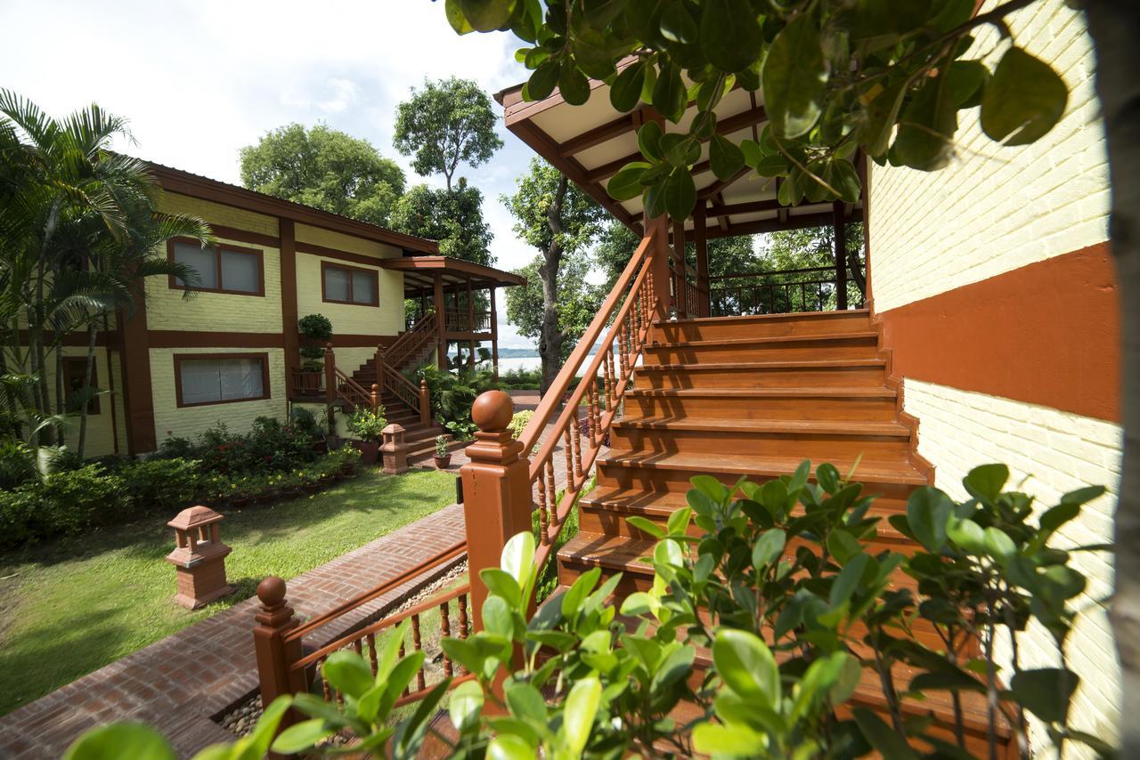 Bagan Thiripyitsaya Sanctuary Resort Exteriör bild